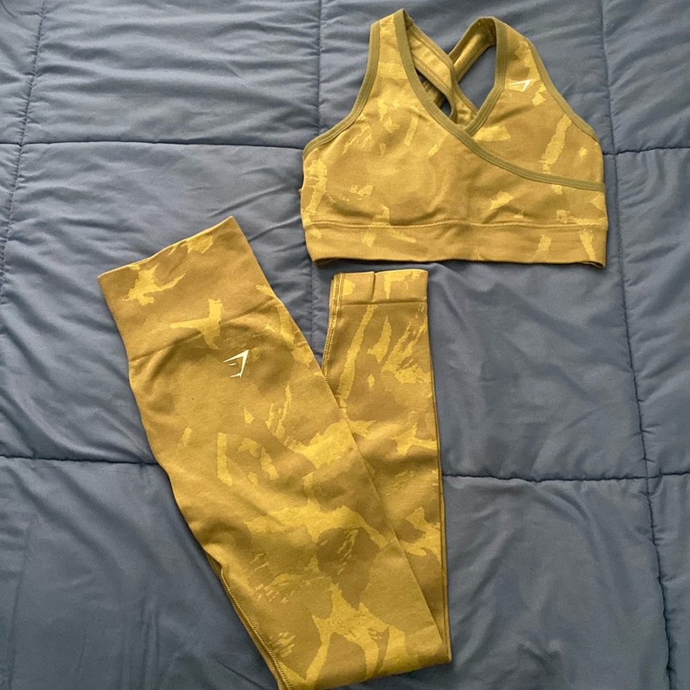 XS Gymshark Adapt Camo Set